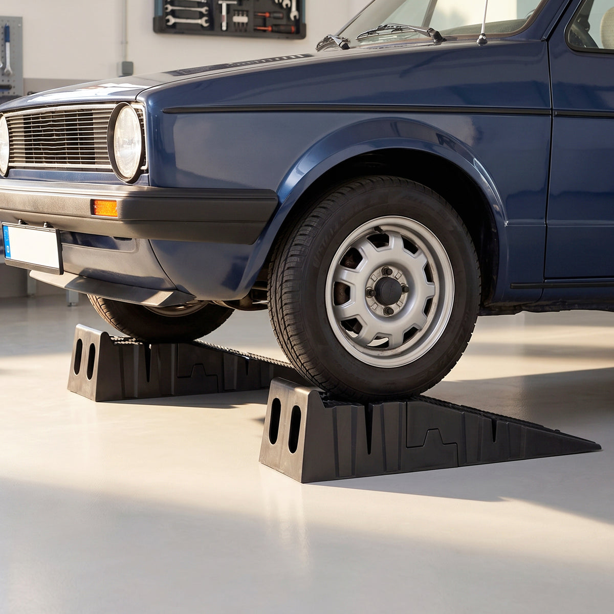 Set 2 Rampe per Auto in Plastica con Carico Massimo 5 Tonnellate, 91x30x21 cm, Nero